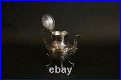 Théière en métal argenté style Louis XVI, XIXème / Teapot silver metal, 19th