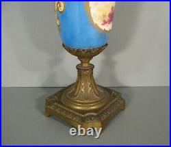 Vase Couvert Style Louis XVI Porcelaine Sèvres Cariatide Bronze Scène Galante