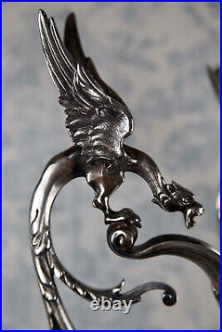 XIXe Grande Paire d'Aiguières décoratives Bronze & Marbre style Louis XVI